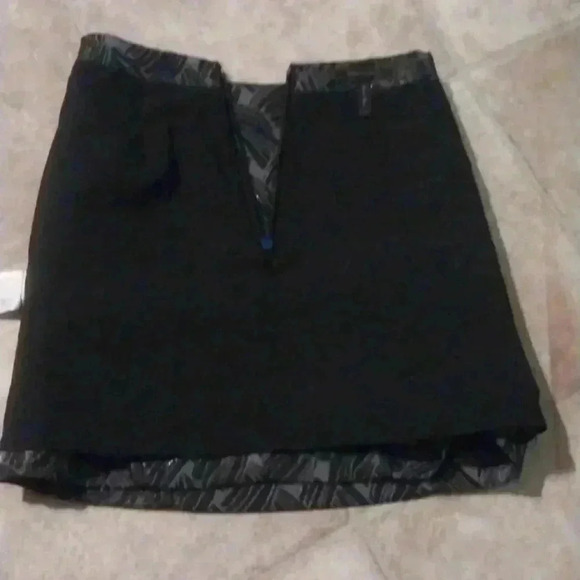 BCBGMaxAzria Black Basket Weave Jacquard Mini Skirt Size XXS - Picture 8 of 8